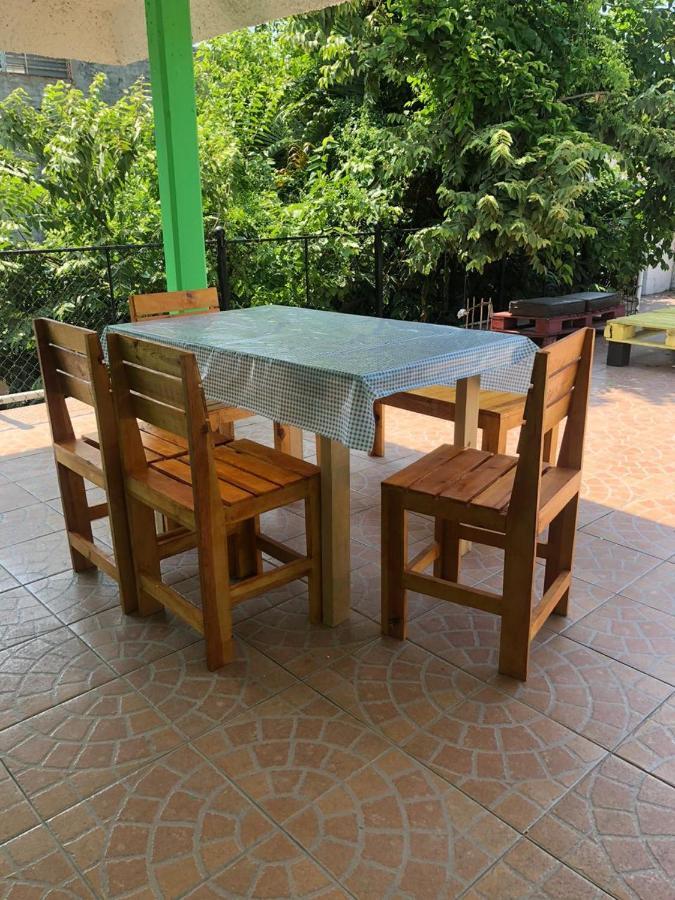 Hostal Perla Mazatlán Buitenkant foto